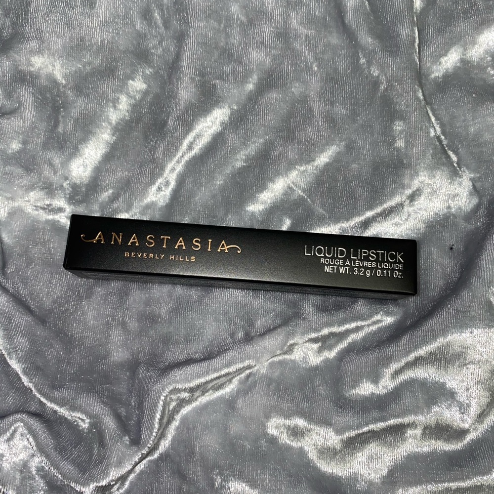 Anastasia Beverly Hills liquid lip